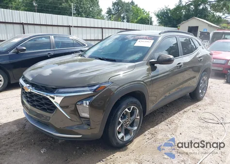 2024 Chevrolet Trax Fwd Lt z USA, uszkodzony, nr VIN KL77LHE25RC014001